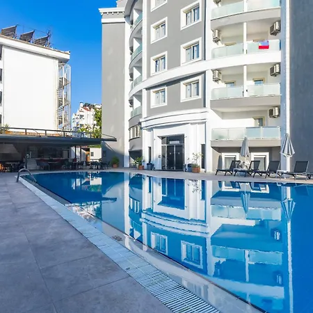 Motto Premium Hotel&spa מרמריס