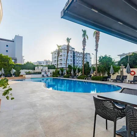 Motto Premium Hotel&spa 4* מרמריס