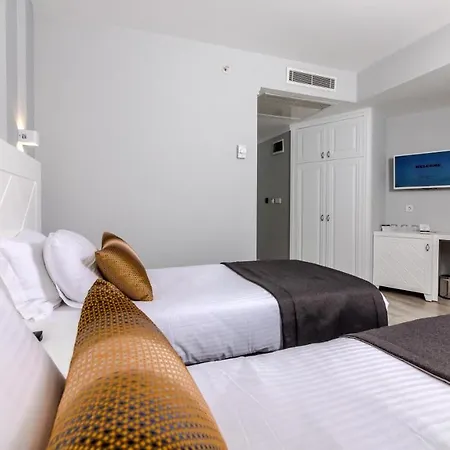 Hotel Motto Premium Hotel&spa 4*