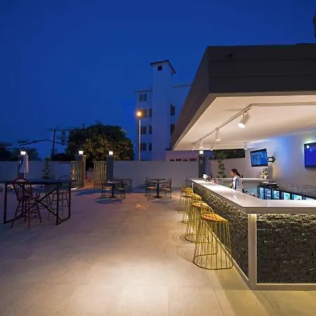 Motto Premium Hotel&spa 4* 马尔马里斯