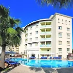 Motto Premium Hotel&spa 4* 马尔马里斯