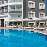 Ξενοδοχείο Motto Premium Hotel&spa 4*