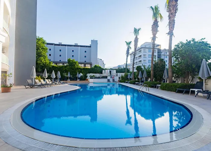 Motto Premium Hotel&spa 酒店 马尔马里斯